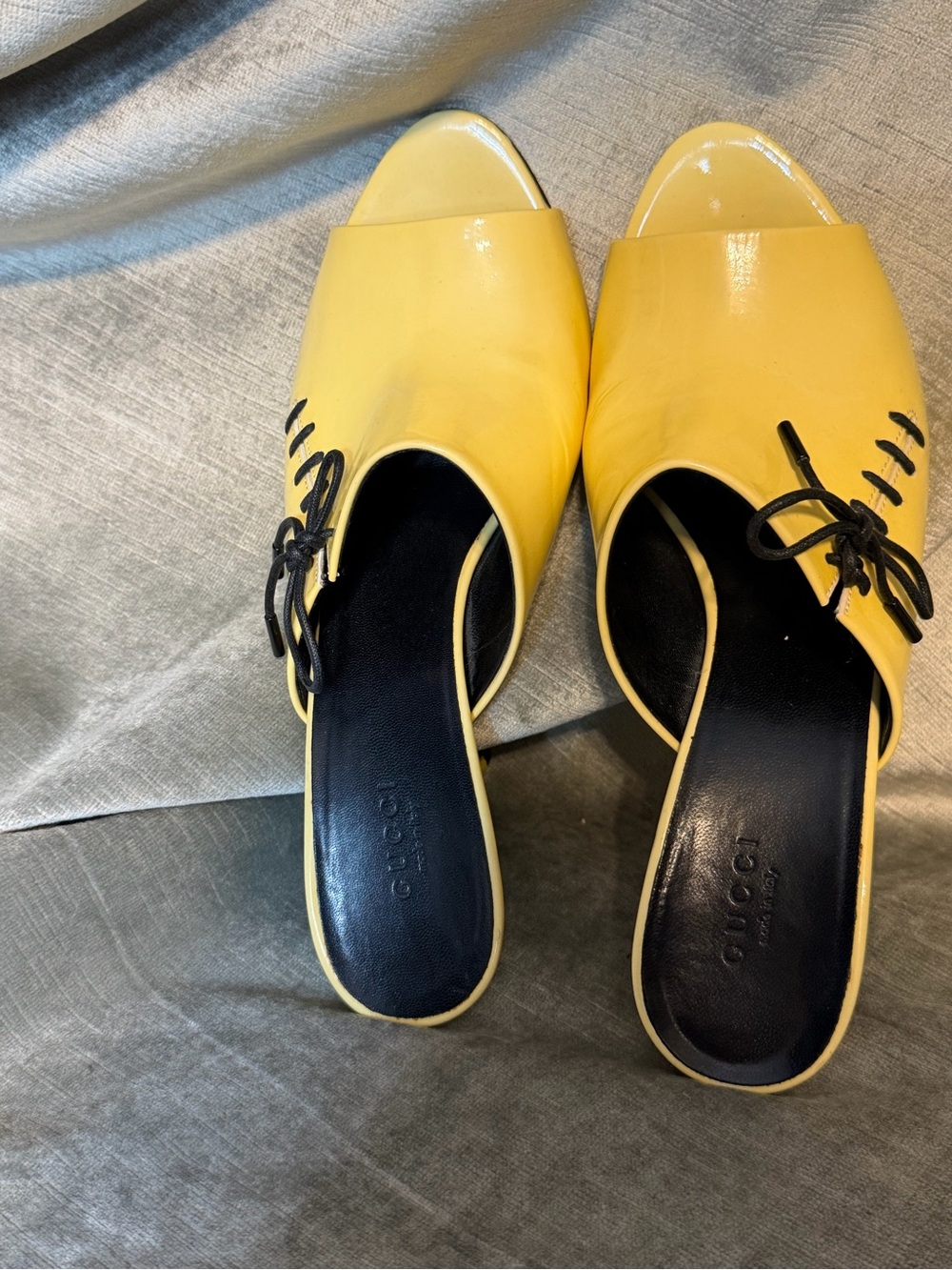 Gucci Open Toe Patent Leather Heeled Lace-Up Shoes. Women's Size 38C. With COA - Picture 10 of 11